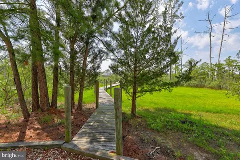 37830 Island Dr, Ocean View, DE 19970 photo 3