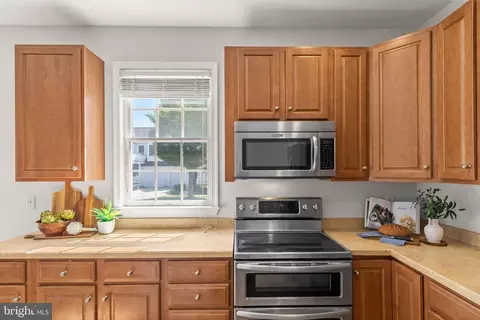 Kitchen - 213 Willow Oak Ave, Ocean View, DE 19970 photo 8 of 8
