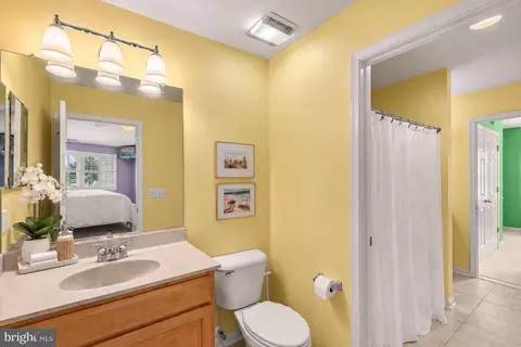 Bath - 213 Willow Oak Ave, Ocean View, DE 19970 photo 2 of 4