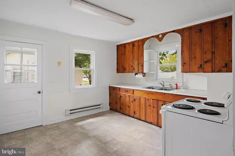 Kitchen - 21737 Zoar Rd, Georgetown, DE 19947 photo 1 of 1