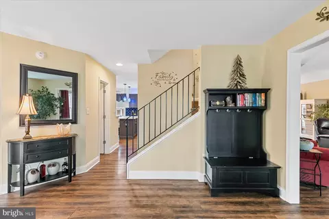 Entry Way - 9 Columbia Ave, Ocean View, DE 19970 photo 1 of 4