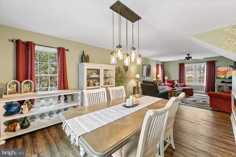 Dining - 9 Columbia Ave, Ocean View, DE 19970 photo 1 of 2