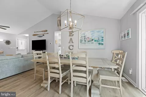 Dining - 17 New Castle Ct, Ocean View, DE 19970 photo 1 of 3