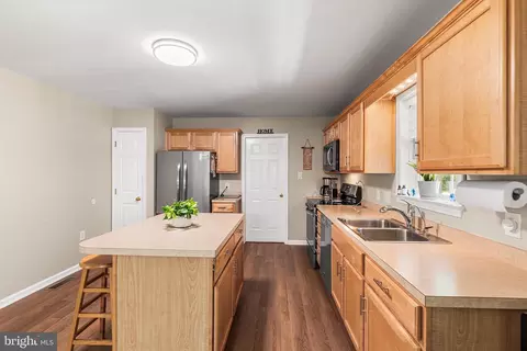 Kitchen - 33661 Feather Ln, Dagsboro, DE 19939 photo 2 of 4