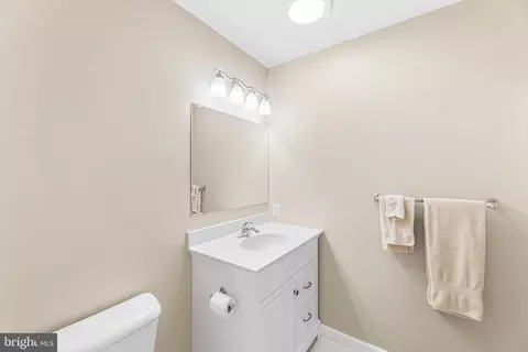 Bath - 33661 Feather Ln, Dagsboro, DE 19939 photo 1 of 4