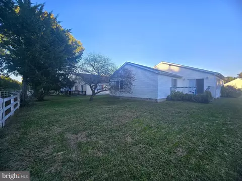 Exterior - 15 Carriage Ln, Georgetown, DE 19947 photo 1 of 4