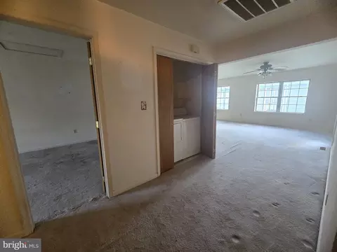 Entry Way - 15 Carriage Ln, Georgetown, DE 19947 photo 3 of 4