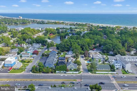 38447 Carolina St, Dewey Beach, DE 19971