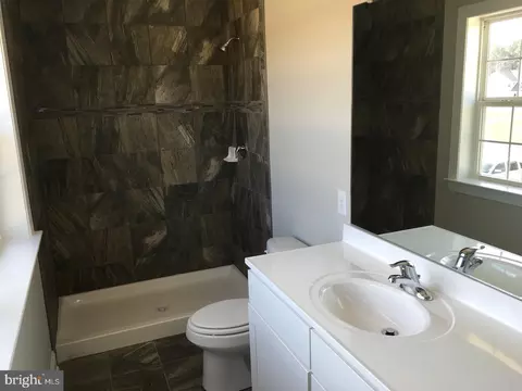 Bath - 9 Patriots Way, Georgetown, DE 19947 photo 5 of 6