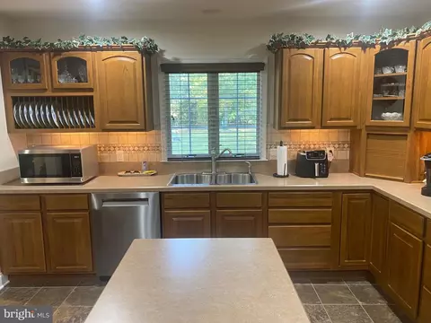 Kitchen - 6482 Pleasant Dr, Laurel, DE 19956 photo 1 of 3