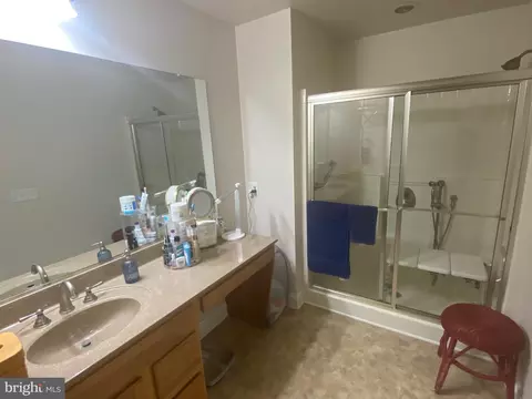 Bath - 6482 Pleasant Dr, Laurel, DE 19956 photo 1 of 4