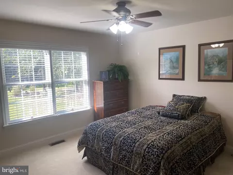 Bedroom - 6482 Pleasant Dr, Laurel, DE 19956 photo 5 of 6