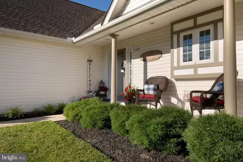 Exterior - 11409 Eagle Run, Lincoln, DE 19960 photo 5 of 13