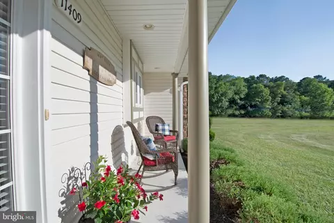 Exterior - 11409 Eagle Run, Lincoln, DE 19960 photo 4 of 13