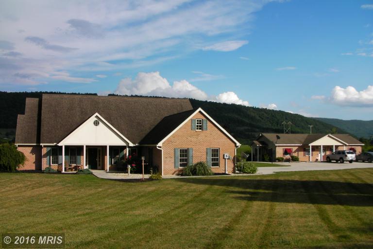 16715 Path Valley Rd, Spring Run, PA 17262 photo 1