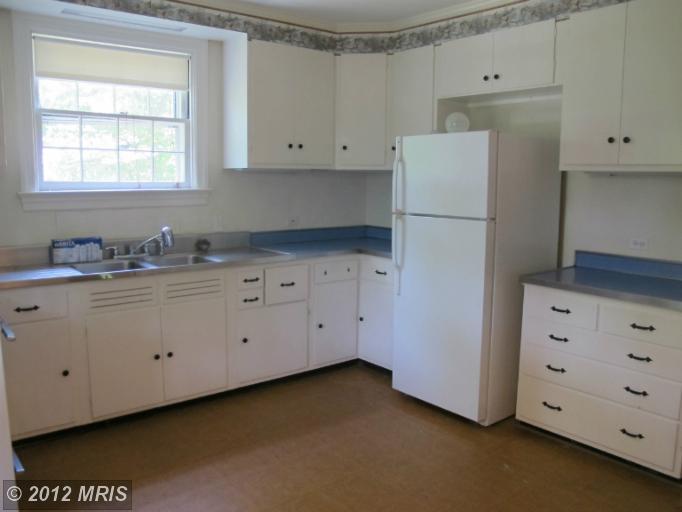 4250 Winchester Rd, Marshall, VA 20115 photo 1