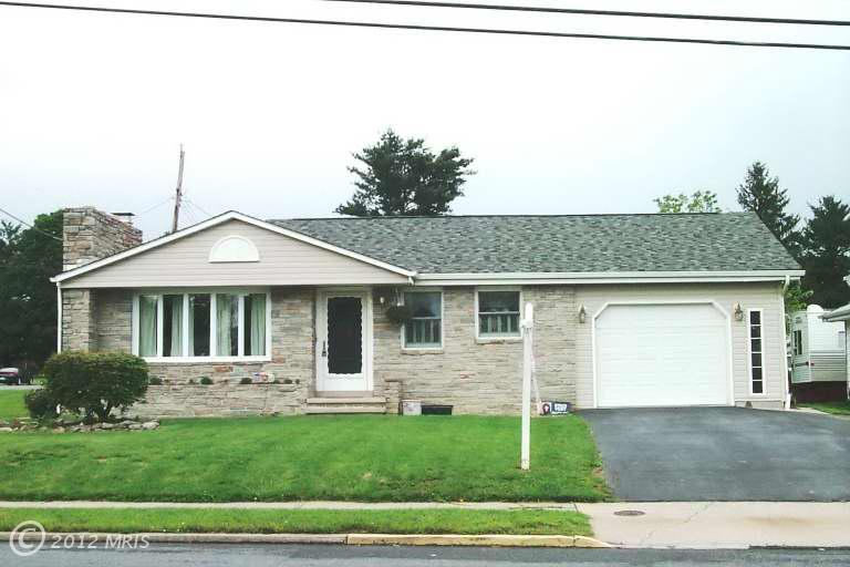 619 Main St E, Thurmont, MD 21788 photo 1