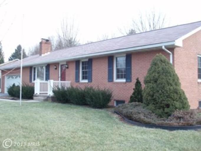 8104 Clearfield Rd, Frederick, MD 21702 photo 1