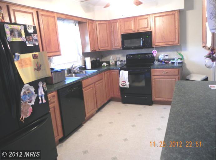 327 Knight Dr, White Post, VA 22663 photo 1