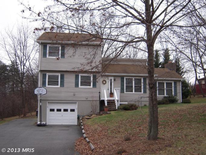 102 Par Ct, Cross Junction, VA 22625 photo 1