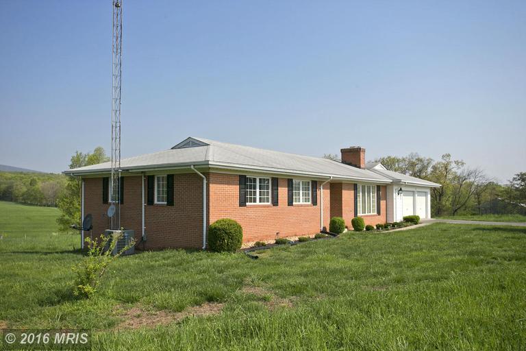 539 Middle Fork Rd, Cross Junction, VA 22625 photo 1