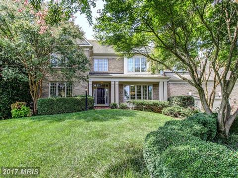 1166 Fieldview Dr, Reston, VA 20194 photo 1