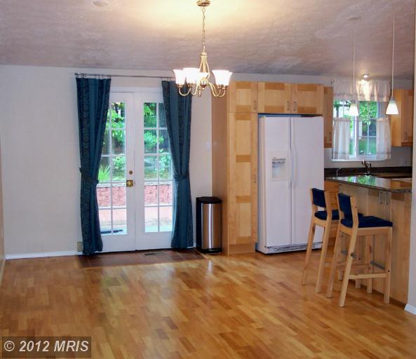 8058 Winding Way Ct, Springfield, VA 22153 photo 1