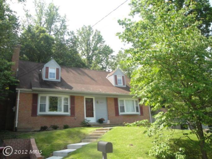 8209 Springfield Village Dr, Springfield, VA 22152 photo 1