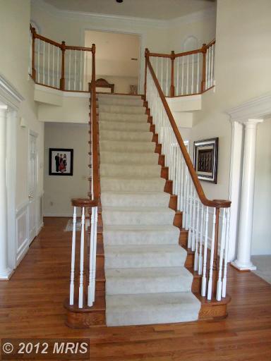 2108 Arrowleaf Dr, Vienna, VA 22182 photo 1