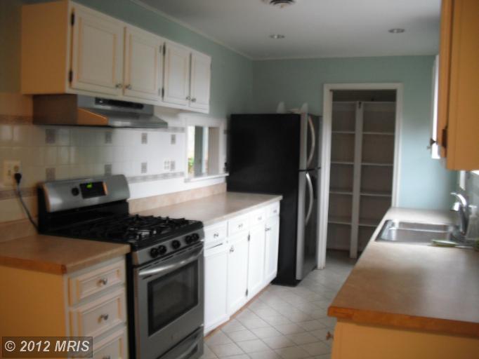 1827 Barbee St, Mc Lean, VA 22101 photo 1