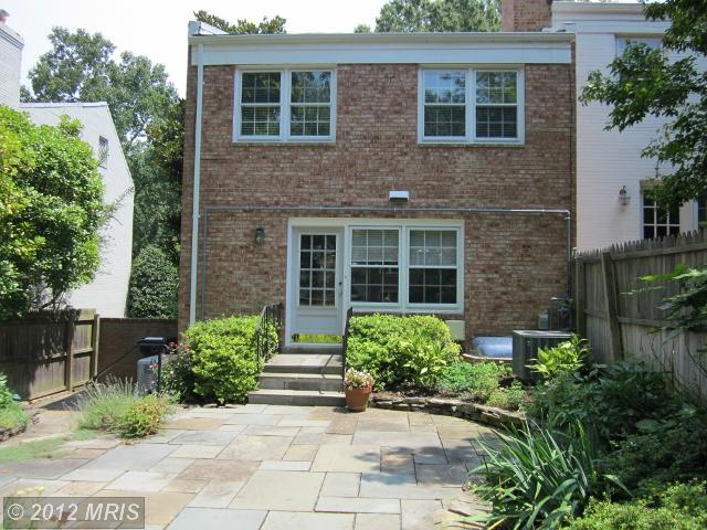 1160 Wimbledon Dr, Mc Lean, VA 22101 photo 1