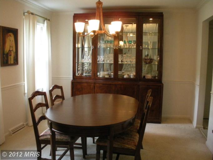 9012 Penn Manor Ct, Springfield, VA 22153 photo 1