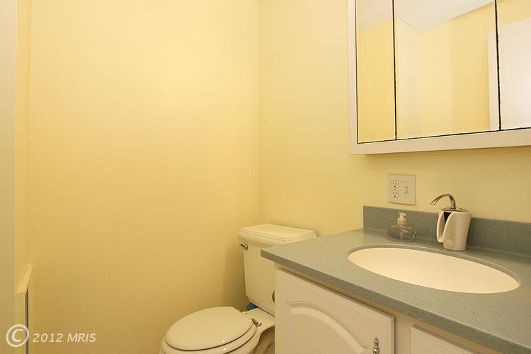 11254 Handlebar Rd, Reston, VA 20191 photo 1