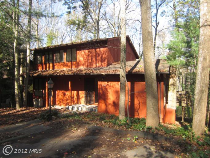 2349 Old Trail Dr, Reston, VA 20191 photo 1