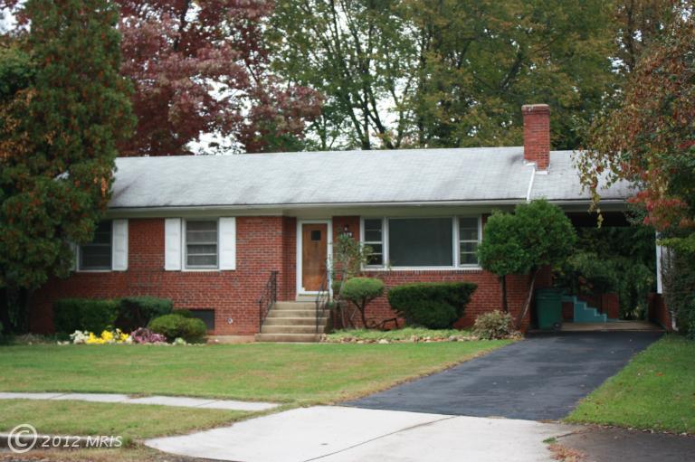 1929 Beaver Ln, Mc Lean, VA 22101 photo 1