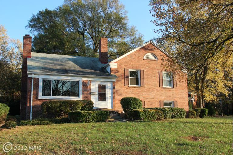 6101 Clearbrook Dr, Springfield, VA 22150 photo 1