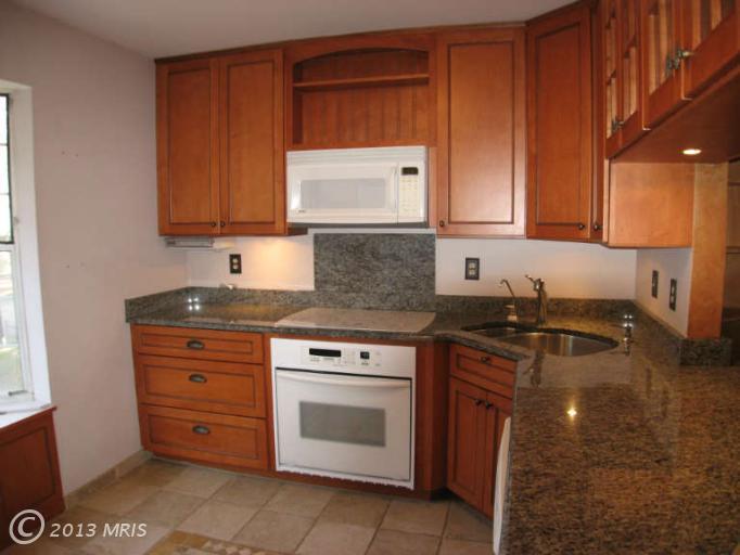 2432 Ridgehampton Ct, Reston, VA 20191 photo 1