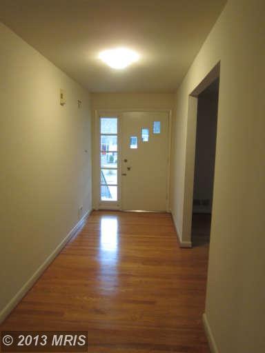 6310 Mori St, Mc Lean, VA 22101 photo 1