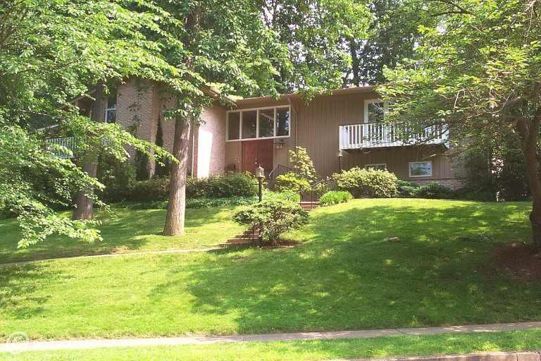 6328 Mori St, Mc Lean, VA 22101 photo 1
