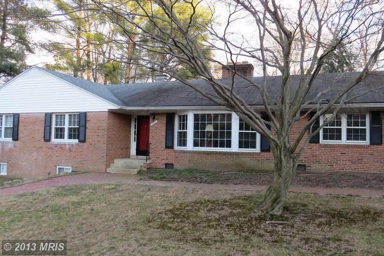 809 Carrie Ct, Mc Lean, VA 22101 photo 1