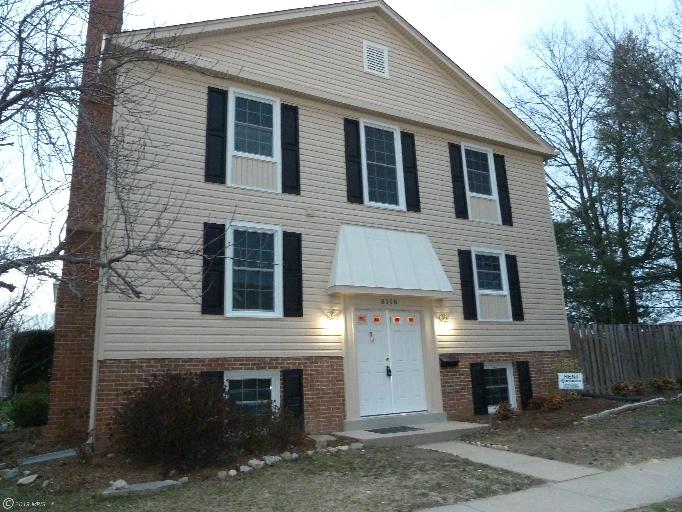 8118 Kenova Ln, Springfield, VA 22153 photo 1