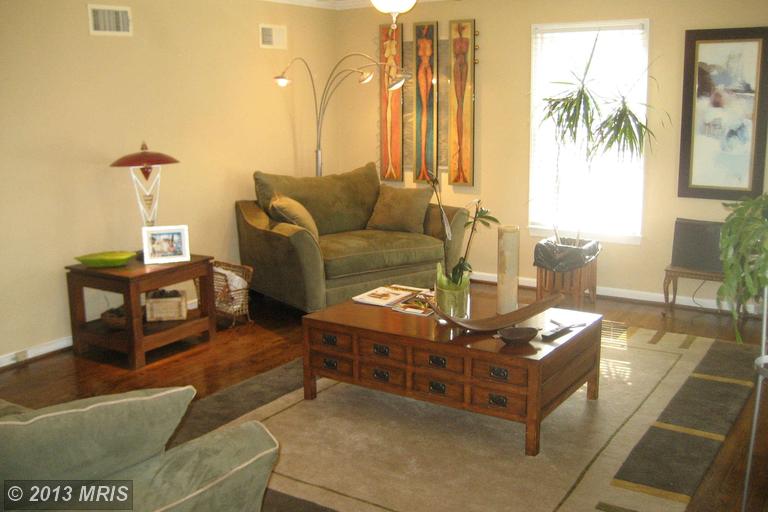 1127 Buchanan St, Mc Lean, VA 22101 photo 1