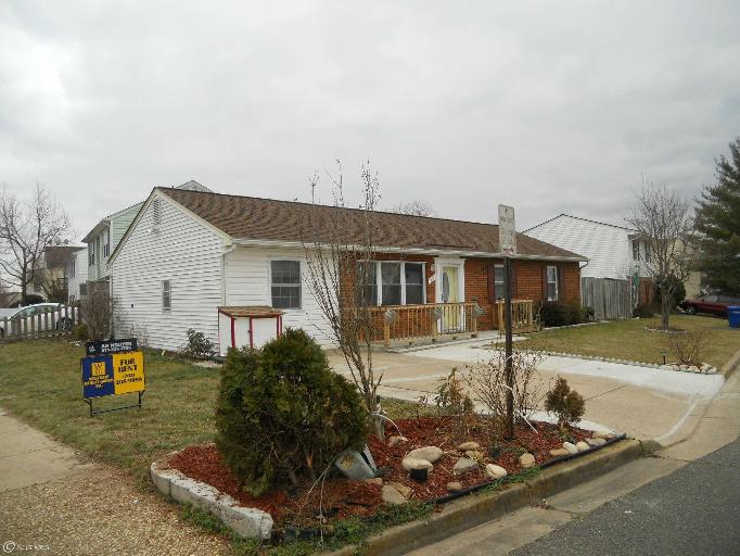 7201 Sumpter Ln, Springfield, VA 22150 photo 1
