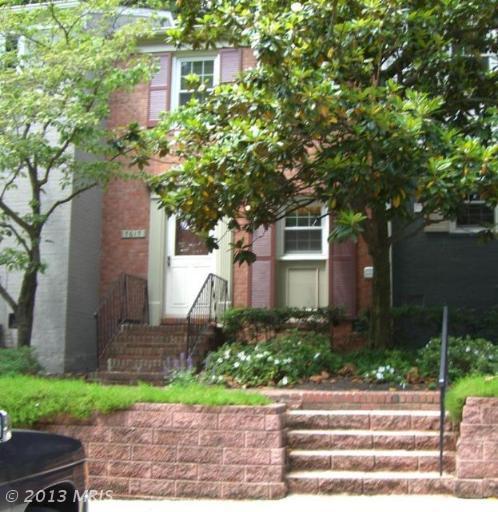 7617 Tiverton Dr, Springfield, VA 22152 photo 1