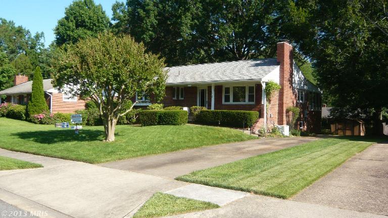 7511 Inzer St, Springfield, VA 22151 photo 1
