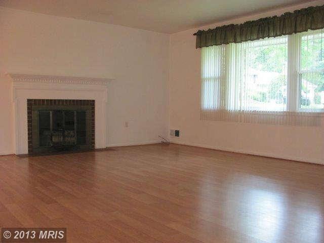 1103 Sharon Ct, Mc Lean, VA 22101 photo 1