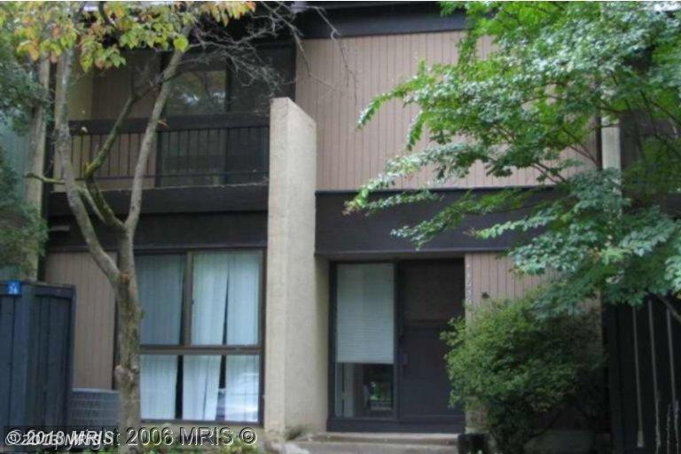 11636 Newbridge Ct, Reston, VA 20191 photo 1