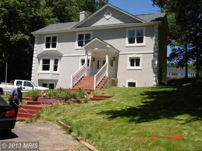 7211 Calamo St, Springfield, VA 22150 photo 1