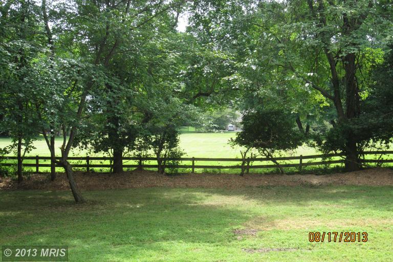 7805 Foxhound Rd, Mc Lean, VA 22102 photo 1