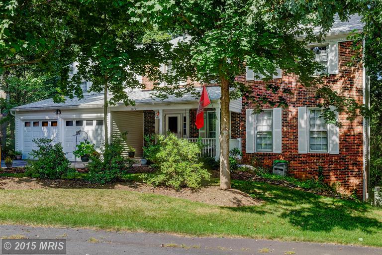 10704 Midsummer Dr, Reston, VA 20191 photo 1